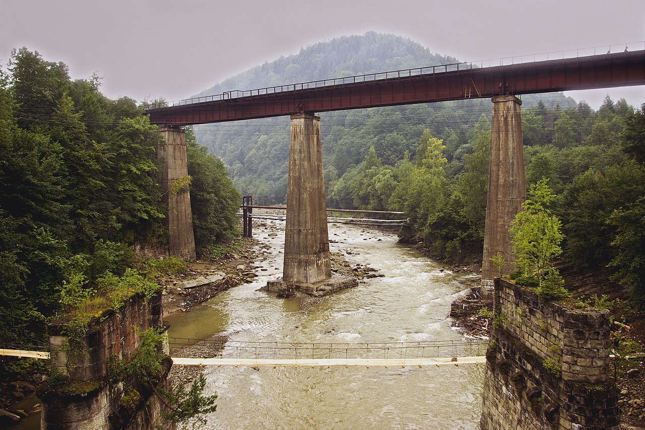 Pod peste râul Prut